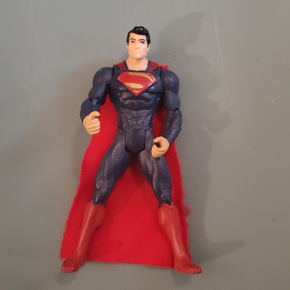 Mattel DC Man of Steel Superman Action Figure Blue Suit Red Cape Y9210